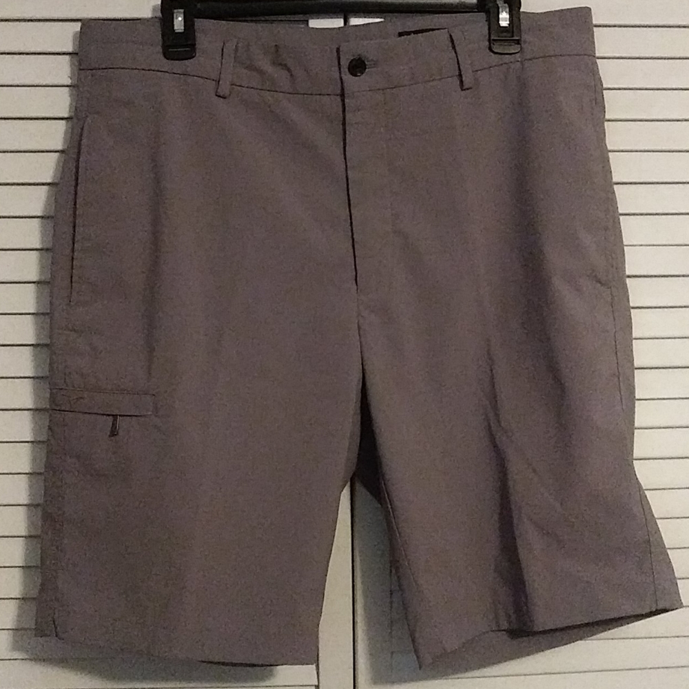 Greg Norman Men's Short